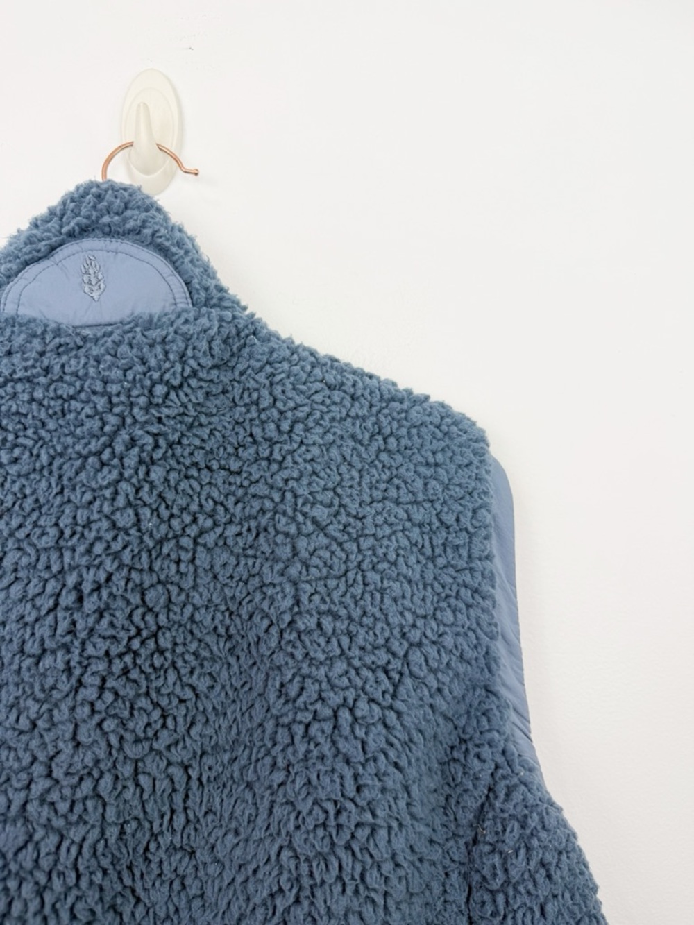 FP Movement Free People Highline Reversible Sherpa Vest Blue Size Small - Picture 6 of 6
